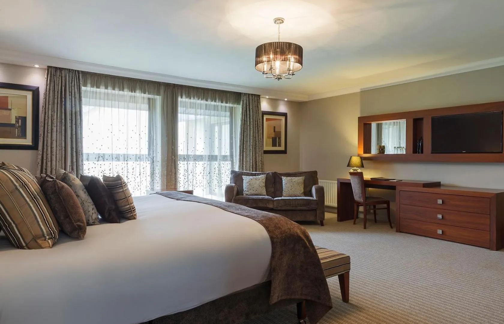 Westport Woods Hotel & Spa