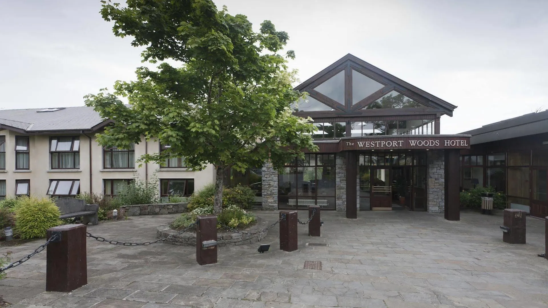 Westport Woods Hotel & Spa